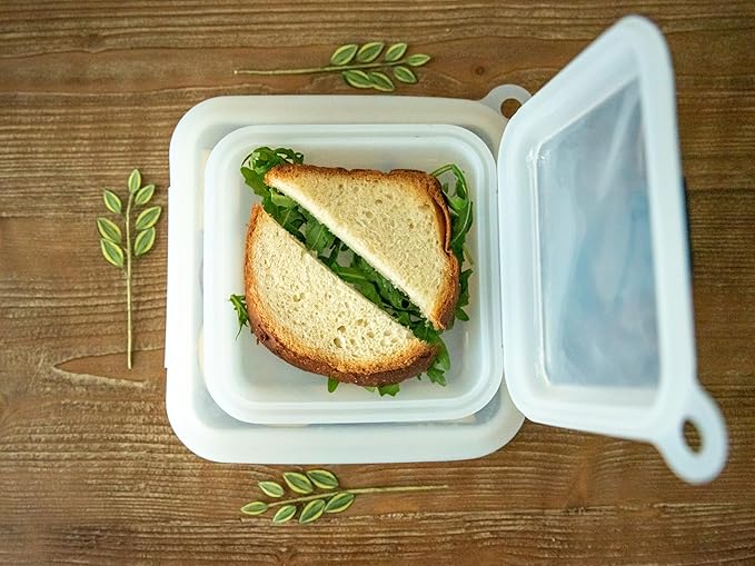 Sandwich in reusable bag